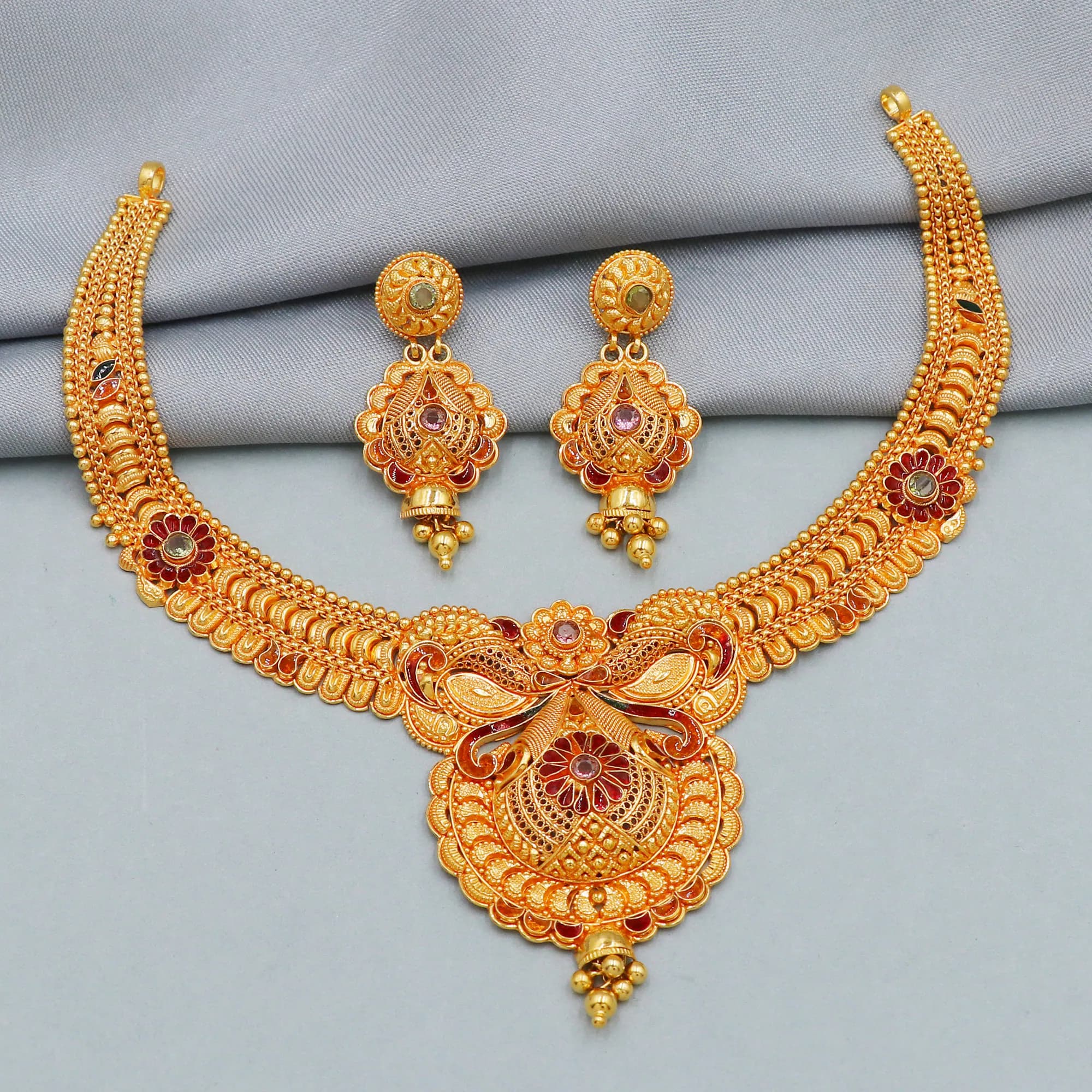 Heritage Gold Necklace Set